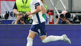 九游jiuyou-孙琦明是否为英超注册亚洲球员？球员身份辨析